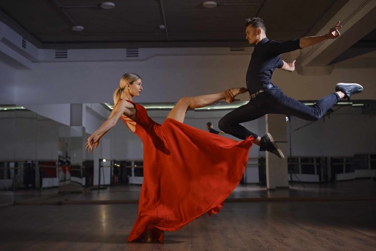 What a Comfortable Ballroom Frame Should Feel Like